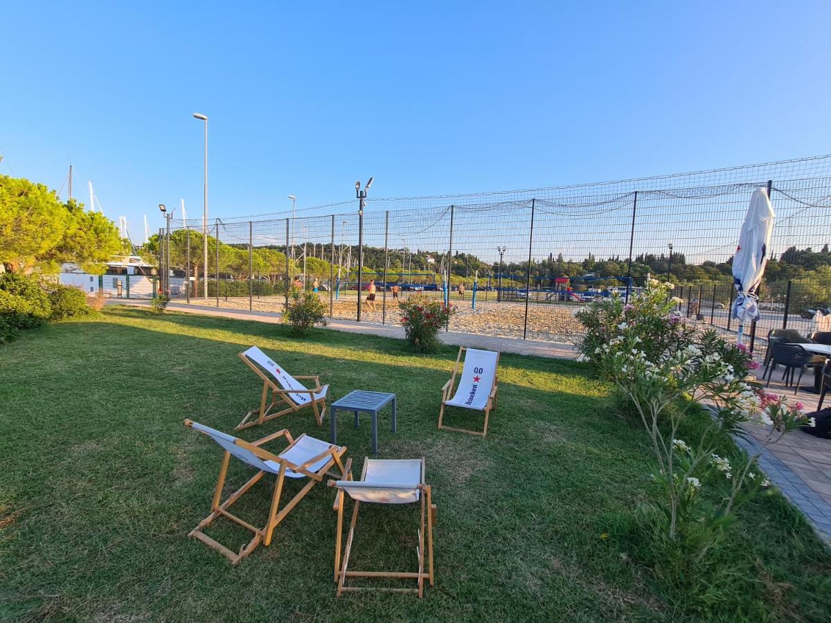 Marina Seahouse Brina Vila Portorož Exterior foto
